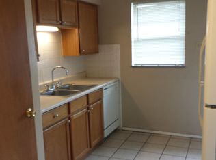 510 Brown St, Florissant, MO 63031