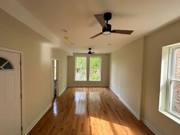 3235 W Pierce Ave #2, Chicago, IL 60651