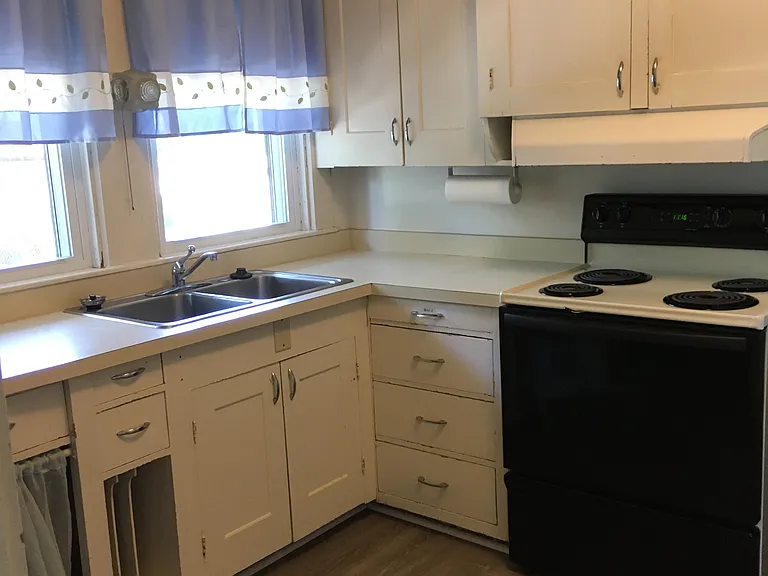 148B Crescent St — Photo 10