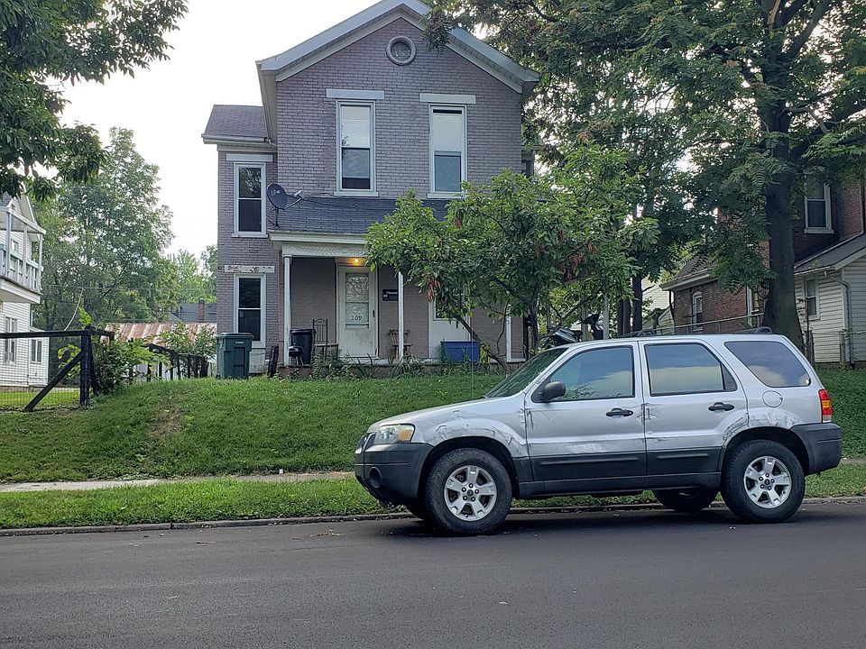 1st image of 305 N 13th St