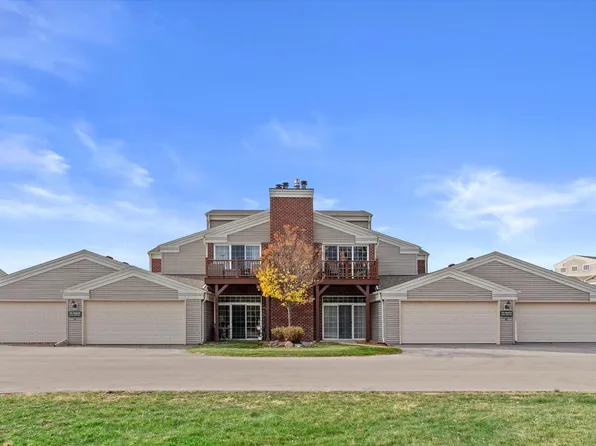 N16W26549 Wild Oats DRIVE #F, Pewaukee, WI 53072