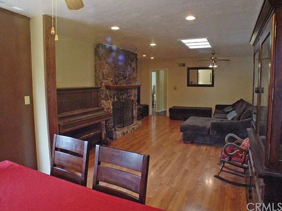 2nd image of 10143 Rosin Ave