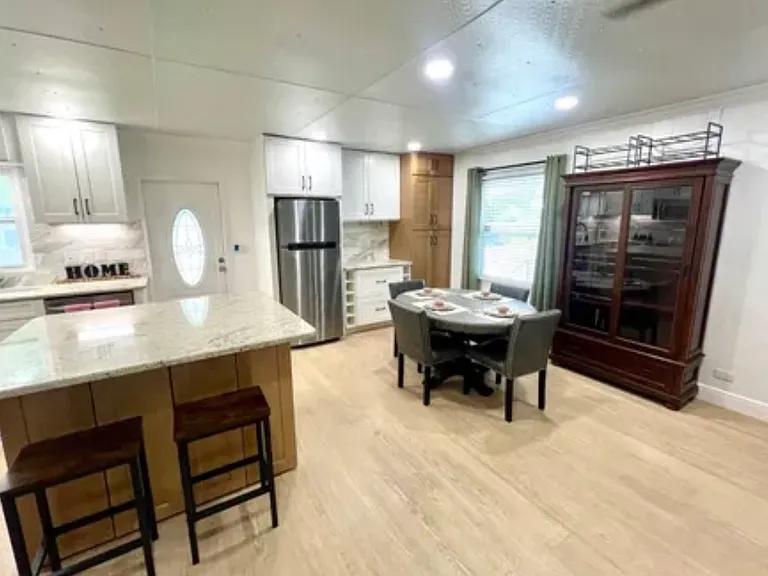 394 Sandpiper Cv — Photo 4