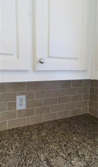 2890 Carrollton Ct — Photo 11