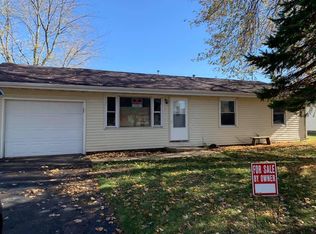 315 Erickson Rd, Rochelle, IL 61068