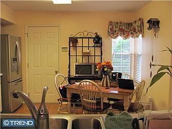 3rd image of 109 Tuckahoe Ln