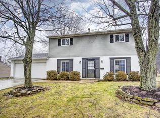 4712 Ridgebury Dr, Dayton, OH 45440