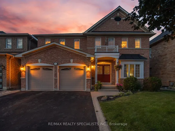 25 Dovergreen Dr, Brampton, ON L7A 2M9