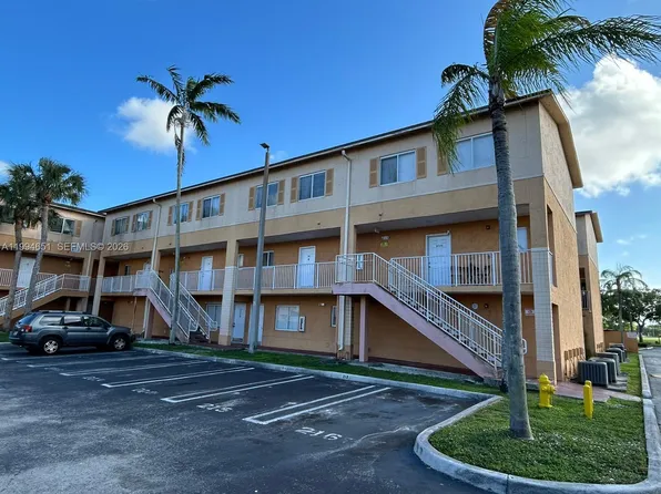 6255 Kendale Lakes Cir APT 225, Miami, FL 33183