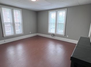 88 Elm St, Waterville, ME 04901