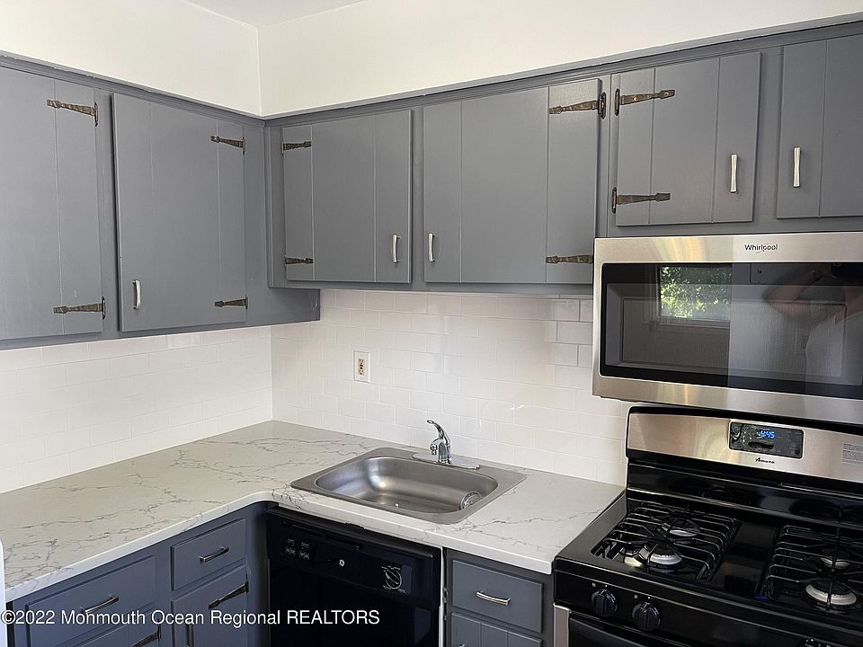 1st image of 440 Cross Rd APT C4