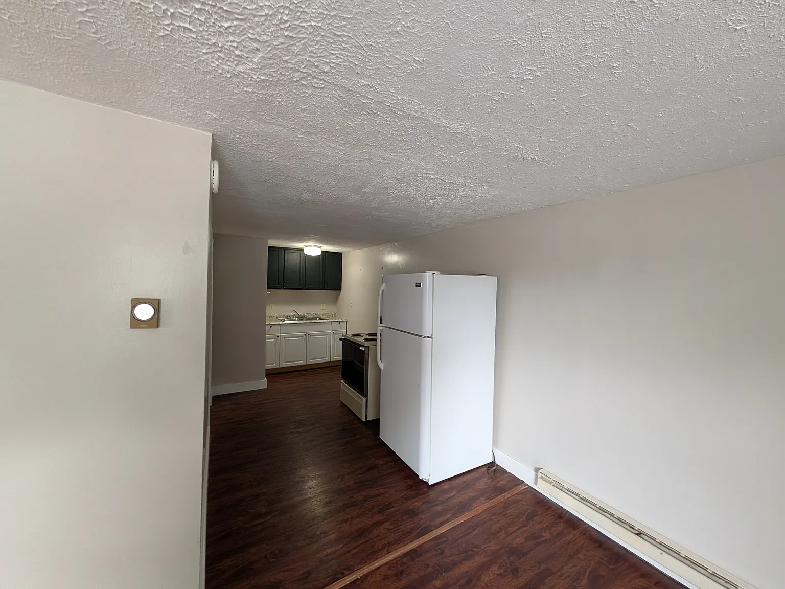 235 Maud Avenue - Unit 1 — Photo 2