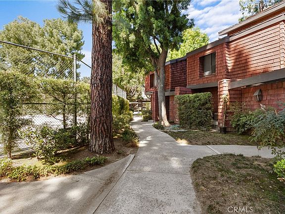 2nd image of 348 S Prospectors Rd Unit 6
