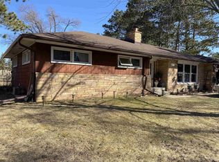 211 2nd St, Wisconsin Dells, WI 53965