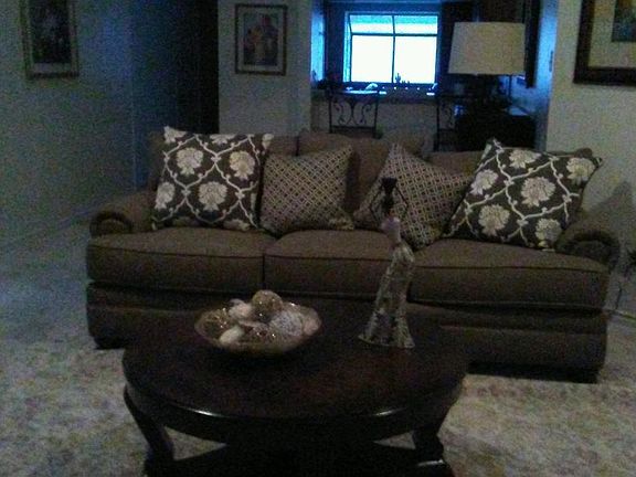 2nd image of 408 Hillcroft Cir