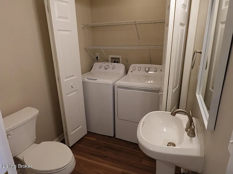 829 Garden Pointe Dr — Photo 9