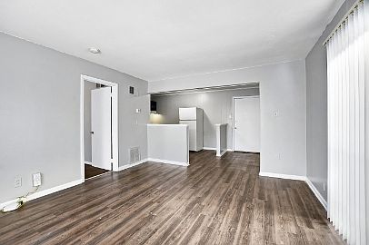 5th image of 1708 Jennifer Rd #C15