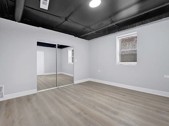5th image of 2959 N Damen Ave #1-1R-1