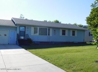 323 10th Ave SE, Elbow Lake, MN 56531