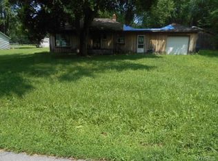 2669 New Rd, Ransomville, NY 14131