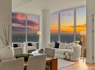 Emerald, Seattle, WA 98101