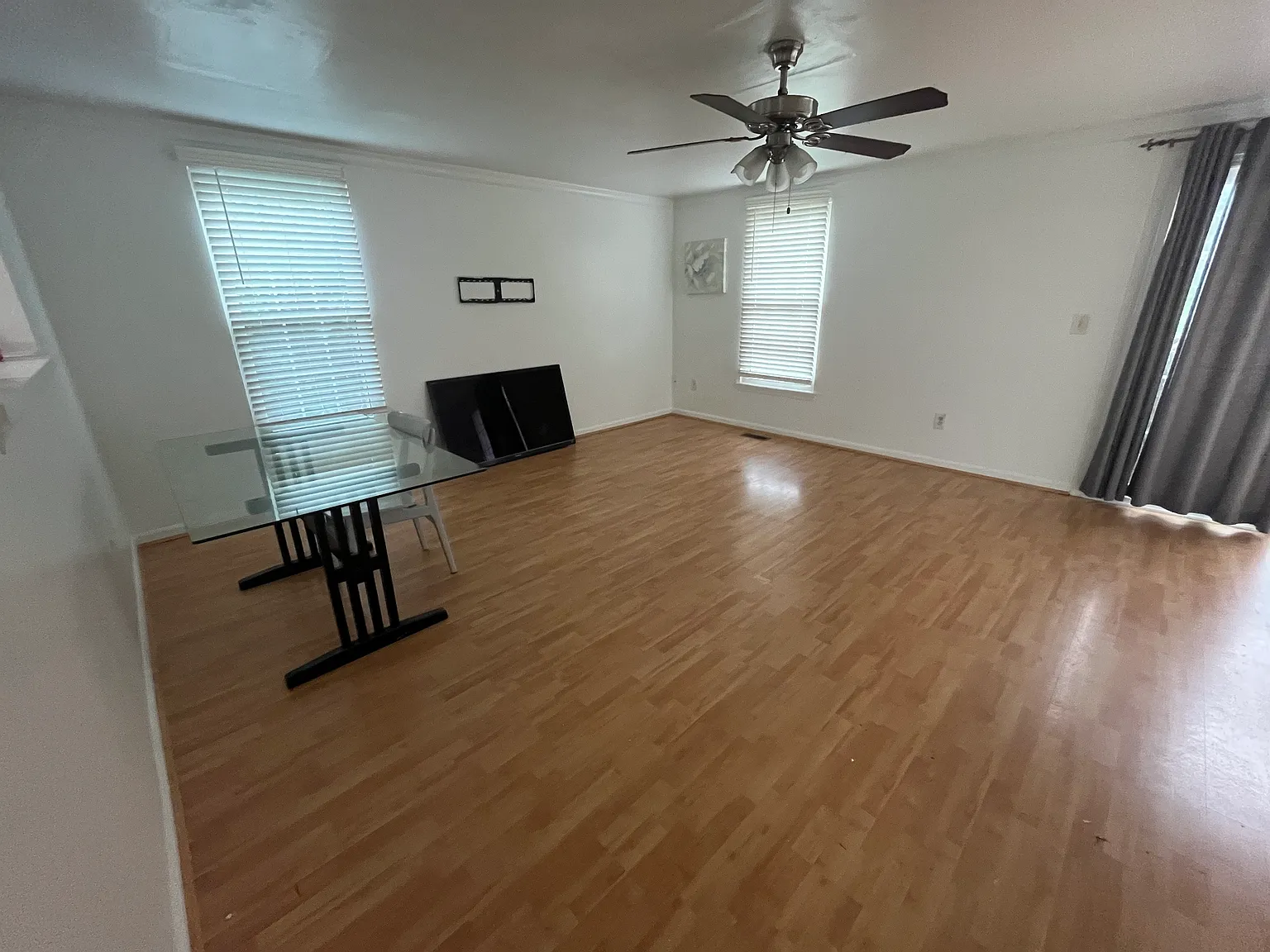 3 bed, 1206 sqft, $2,840 — Photo 4