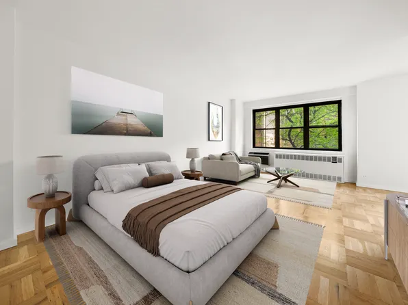 301 East 63rd Street 3C image 3 of 30