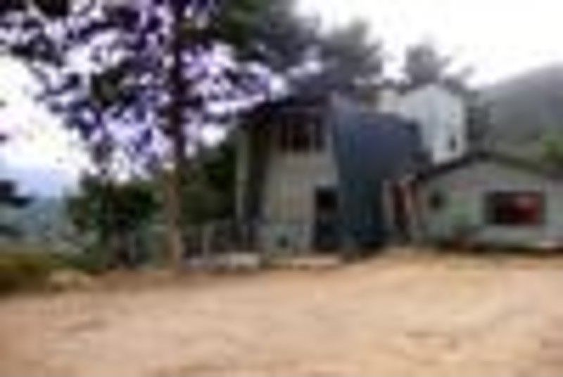 2nd image of 272 Chute Rd