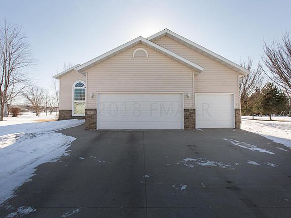 2nd image of 989 18th Avenue Cir N