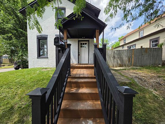 3rd image of 634 Walnut St