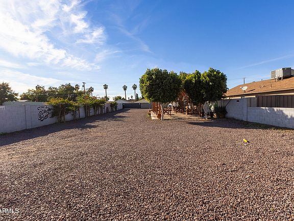 5th image of 6734 N 59th Avenue #5