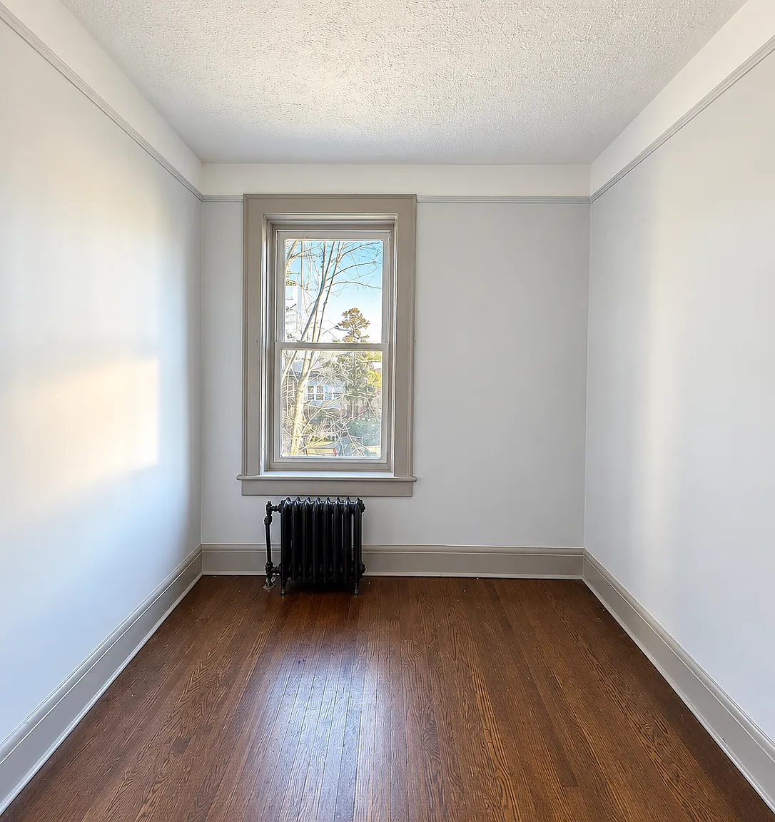 3 bed, $2,200 — Photo 4