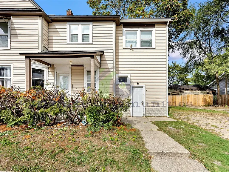 1928 Darwin Ave SW #2 — Photo 3
