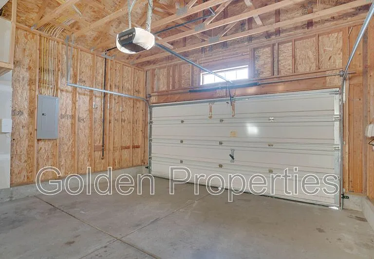 7488 N Courcelles Pkwy — Photo 14