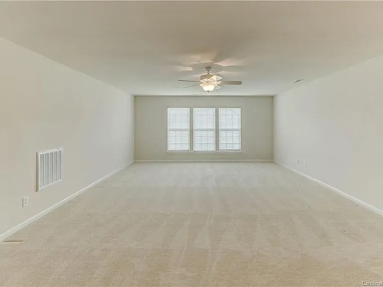 8118 Crater Lake Dr — Photo 31