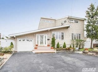 2643 Belmill Rd, Bellmore, NY 11710