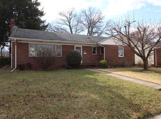 101 Berkley Blvd, Iselin, NJ 08830