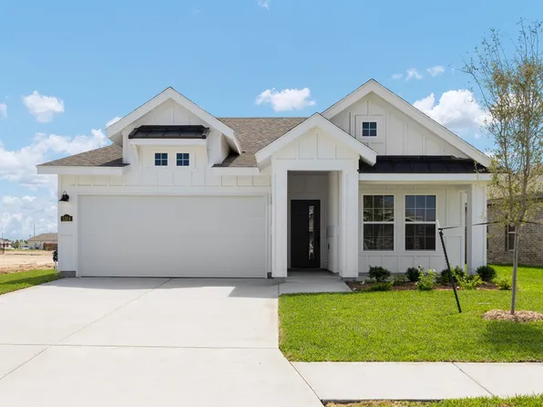 1304 S Moore Fld, Mission, TX 78572