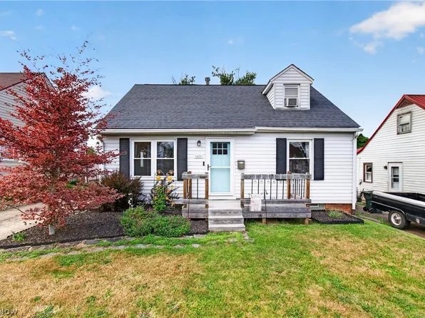 1611 32nd St NE, Canton, OH 44714