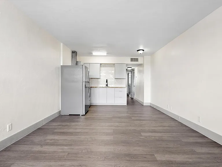 1715 N 16th Ave #115 — Photo 44