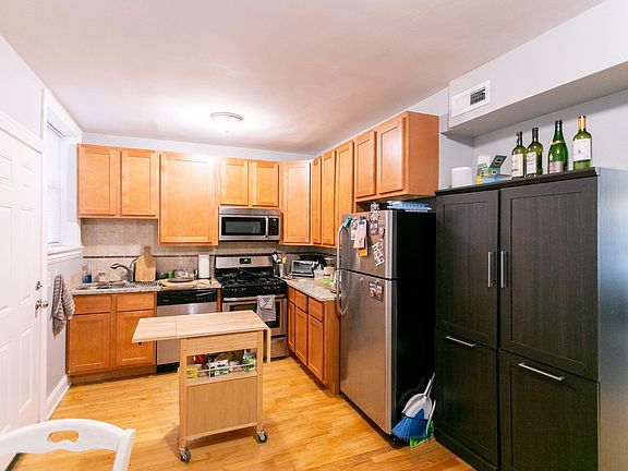 4th image of 3124 N Kimball Ave APT 2W