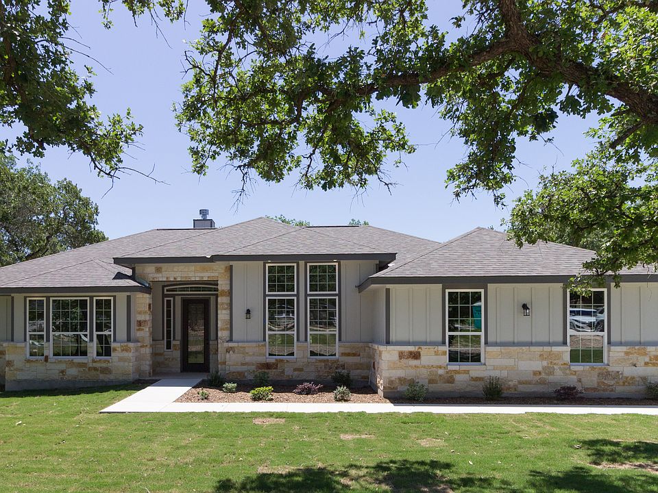 1st image of 301 Cibolo Way