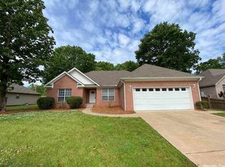 209 Fair Oaks Dr, Jacksonville, AR 72076