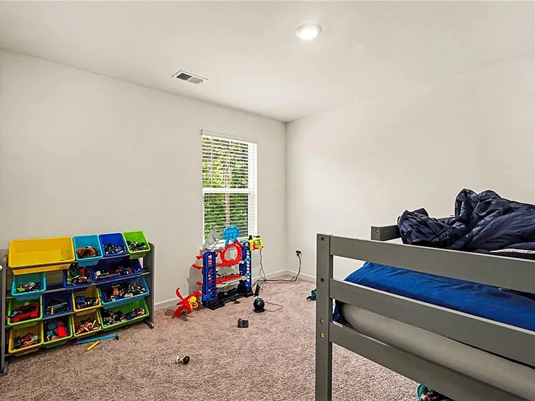 639 Blue Juniper Cir — Photo 11