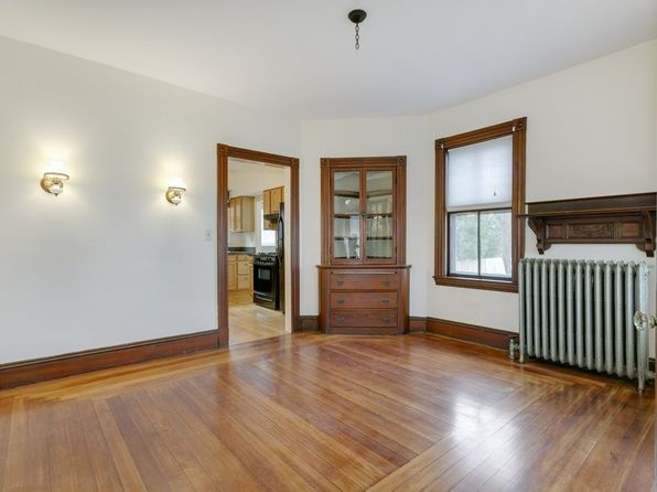 39 Warren Ave