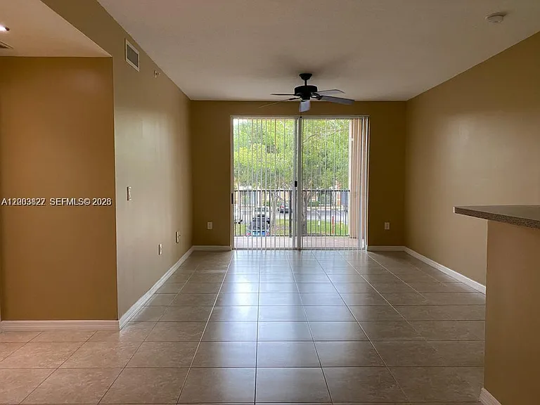 8060 N Nob Hill Rd #203 — Photo 9