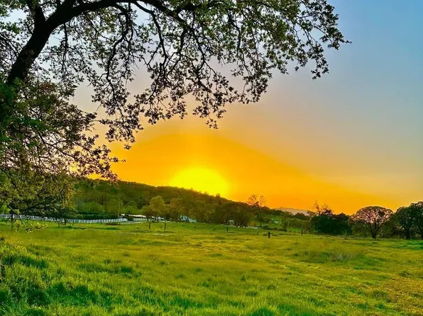 159 Albright Ct, Angels Camp, CA 95222