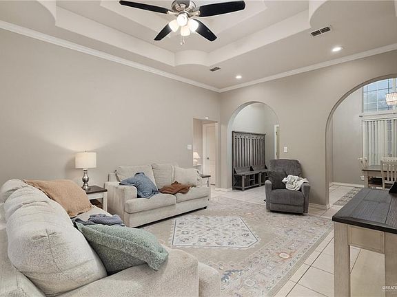3rd image of 2000 Justice Ln