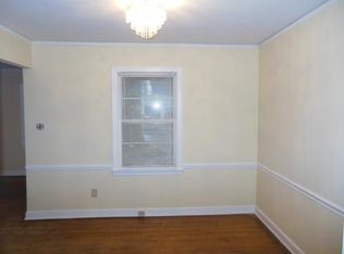 1598 S Perkins Rd, Memphis, TN 38117