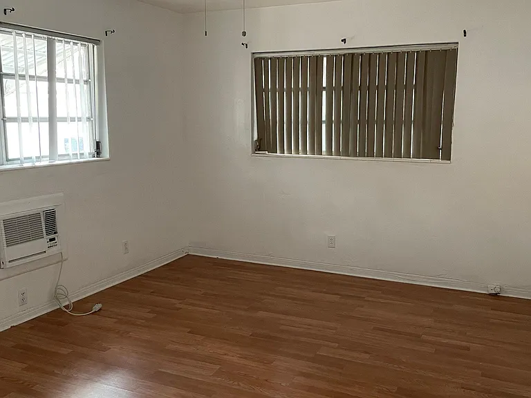 1518 Grant St #3 — Photo 5